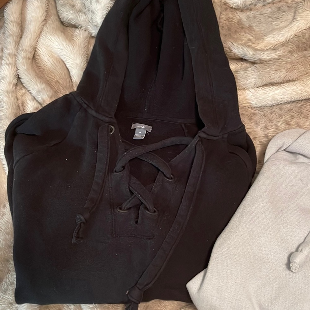 aerie long sleeve cropped hoodie with cross tie neck